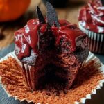Vampire Cupcakes: 1 Shocking Halloween Treat 5 Vampire Cupcakes